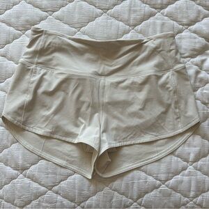 Lululemon Speed Up short